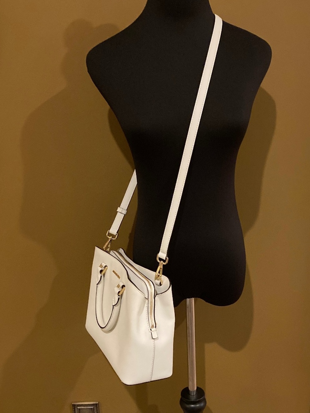 MICHAEL KORS Tote White Leather with Removable Strap and Bag - Stunning! - Picture 14 of 14